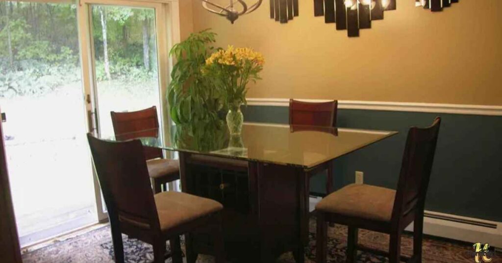 Adjustment Of Chandelier According To Size Of Dining Table
